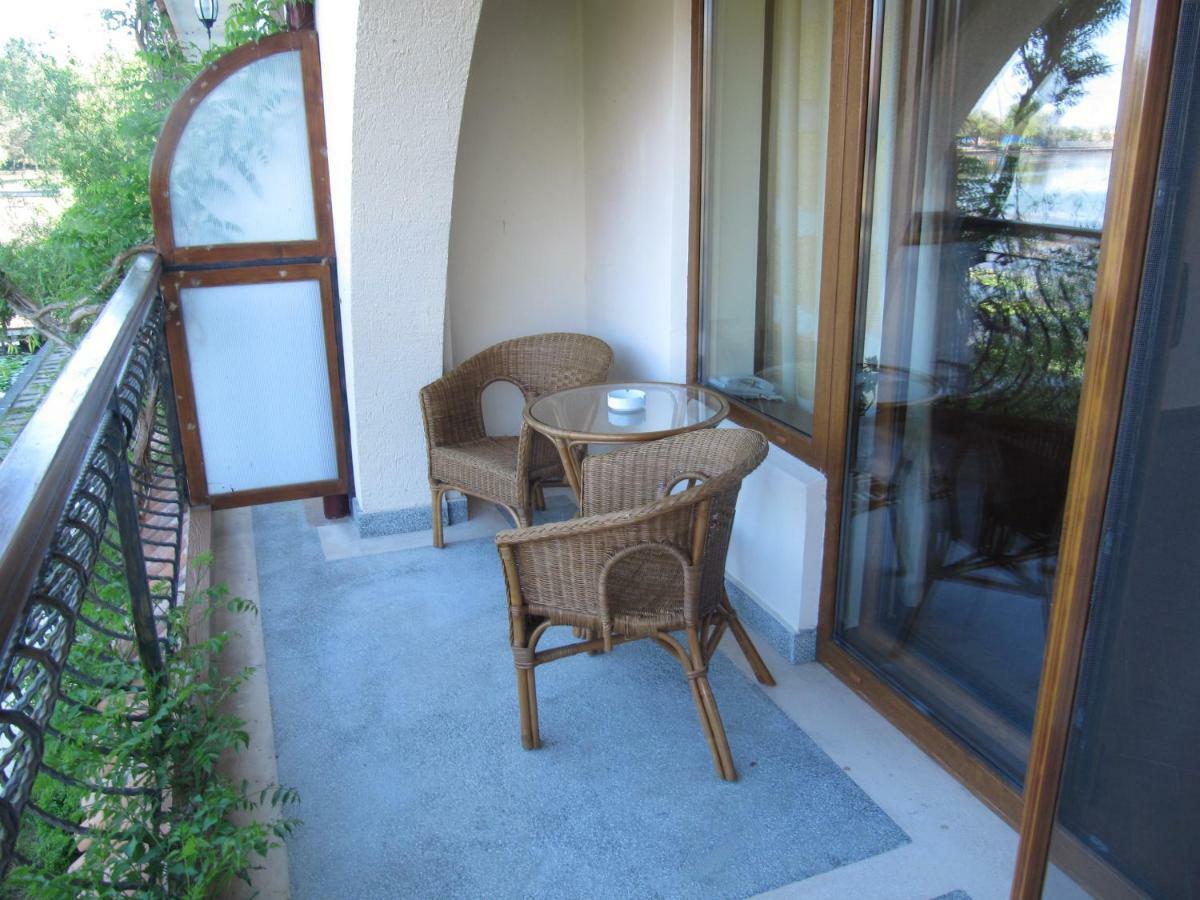 Insula 酒店